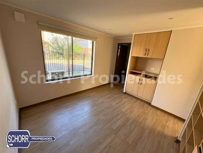 Casa en arriendo de 4 dorm. Parque San Valentín en Talca