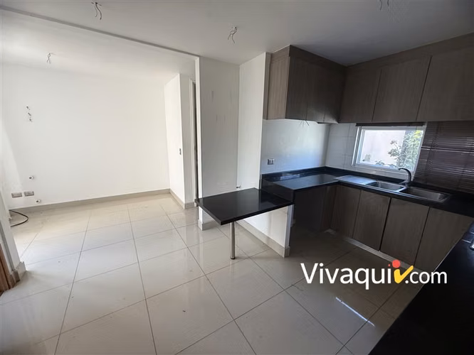 Casa en venta de 3 dorm. en Colina