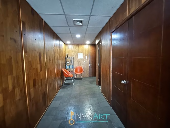 Oficina en venta con 2 privados y 2 baños,Ed Capital, Temuco