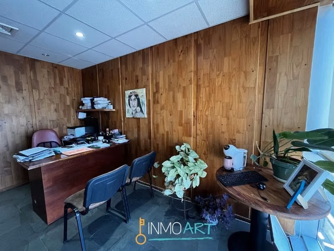 Oficina en venta con 2 privados y 2 baños,Ed Capital, Temuco