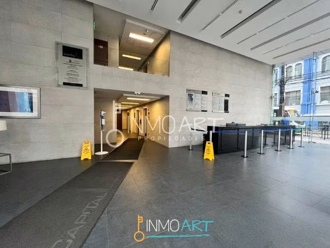 Oficina en venta con 2 privados y 2 baños,Ed Capital, Temuco