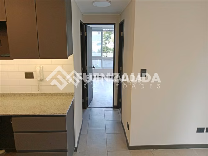 Departamento en arriendo de 2 dorm. en La Cisterna - Imagen 3