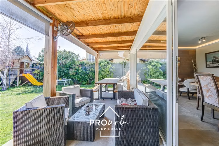 Casa en venta de 7 dorm. en La Reina - Imagen 3