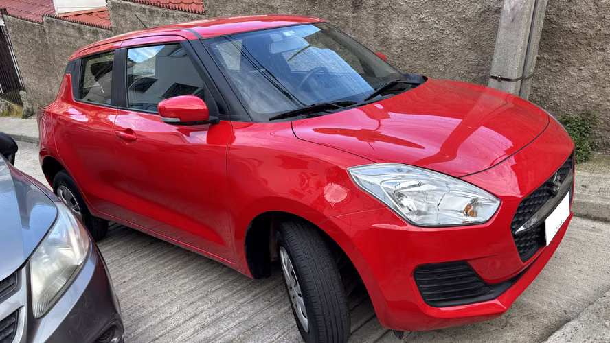 Suzuki Swift 2023 GL (Origen Indio) | 37 mil Km, Única dueña, mantenciones oficiales, homologado hasta 2028 y al día