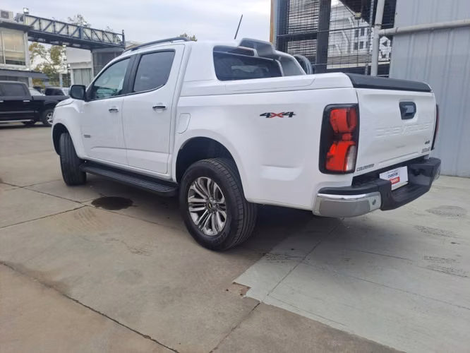 CHEVROLET COLORADO 2.8 HIGH COUNTRY AT 4X4 DIESEL - Imagen 7