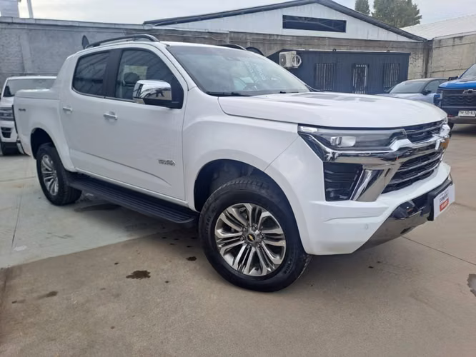 CHEVROLET COLORADO 2.8 HIGH COUNTRY AT 4X4 DIESEL - Imagen 15