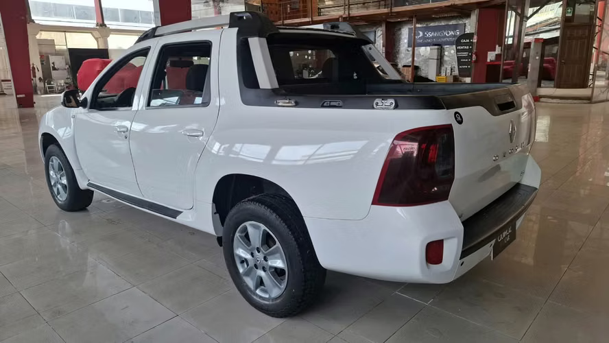 RENAULT OROCH INTENS 2.0 MT 2018 (PICK UP EXTENSIBLE) - Imagen 5