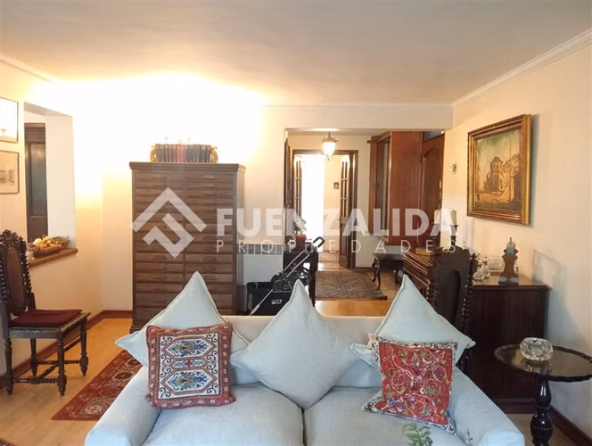 Venta departamento en Providencia, 3 dormitorios, 2 baños