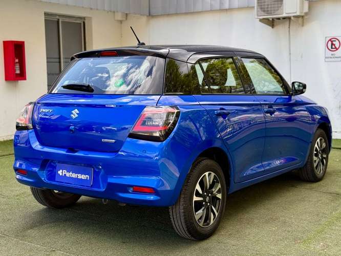 SUZUKI SWIFT 1.2 GLX CVT SMART HYBRID - 2025 | 4860