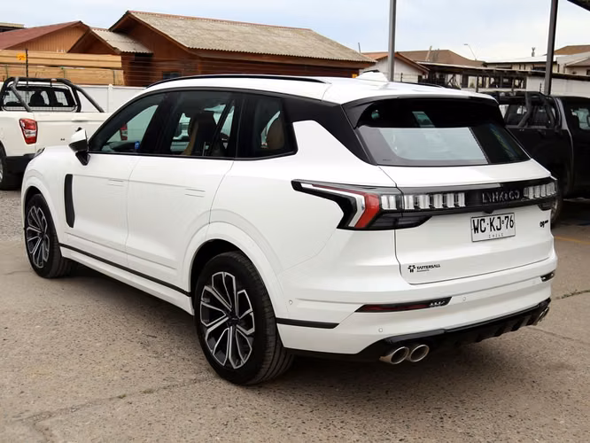 LYNK&CO 09 2027