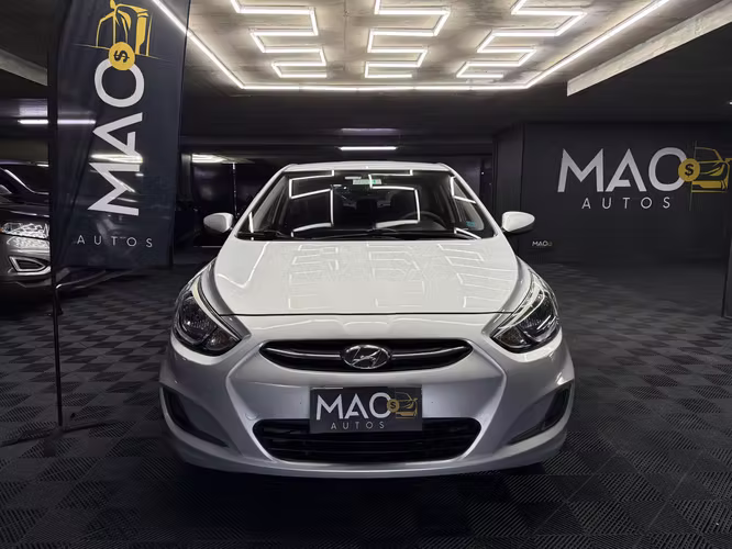 Hyundai Accent 2016 1.4 GL Automático
