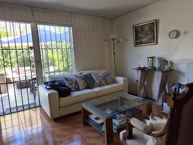 Casa 5 dormitorios 3 baños, Vitacura - Imagen 5