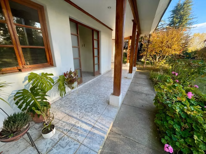 PRECIOSA CASA ESTILO CHILENO REGULARIZADA EN 5900 MTRS URBANO, ALTA PLUSVALÍA - Imagen 6