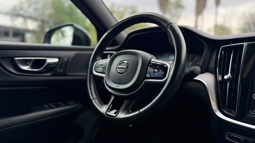 Volvo S60 T4 2.0 (2021) - Imagen 14
