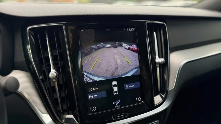 Volvo S60 T4 2.0 (2021) - Imagen 11