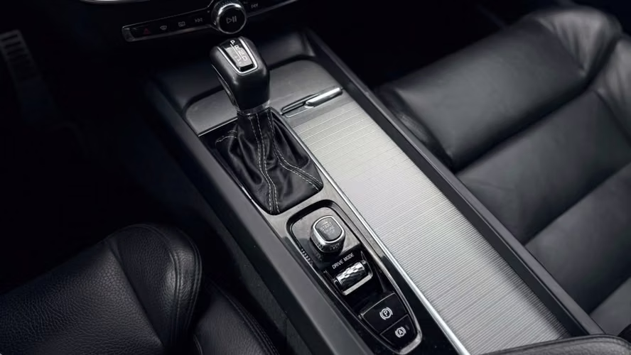 Volvo S60 T4 2.0 (2021) - Imagen 15