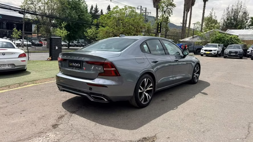 Volvo S60 T4 2.0 (2021) - Imagen 3