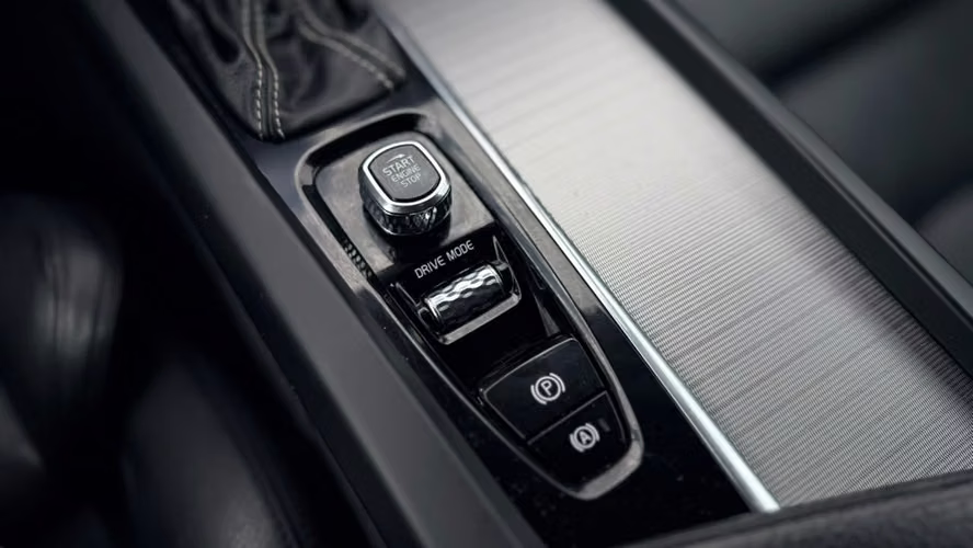 Volvo S60 T4 2.0 (2021) - Imagen 17