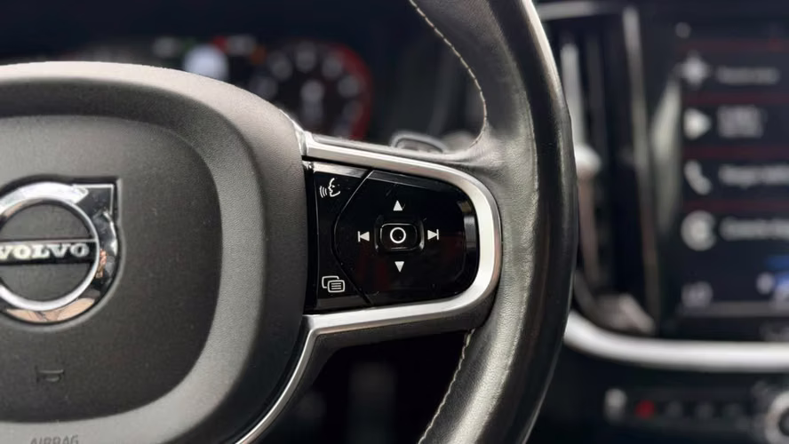 Volvo S60 T4 2.0 (2021) - Imagen 18