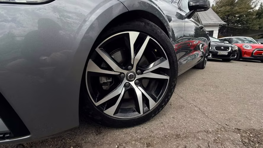 Volvo S60 T4 2.0 (2021) - Imagen 4