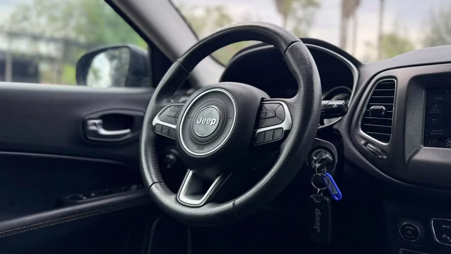 JEEP COMPASS SPORT 2.4 MT (2018) - Imagen 10