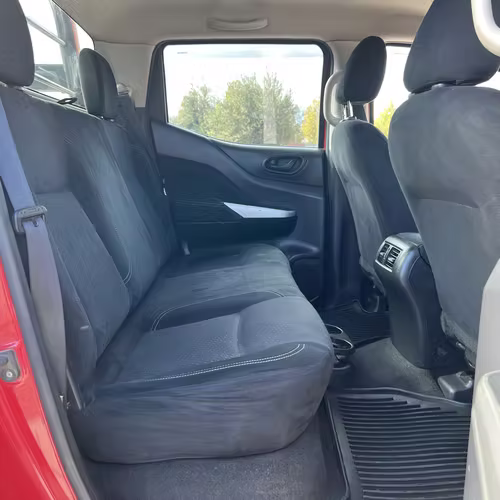 Nissan NP 300 2017 Unico dueño - Imagen 13