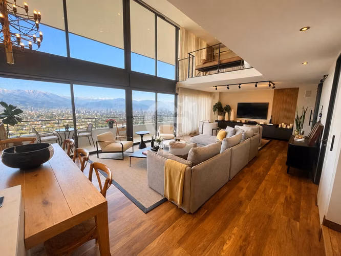 Espectacular departamento Dúplex en Las Condes - Imagen 1