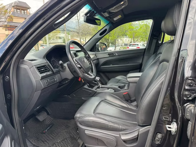 SSANGYONG MUSSO DIESEL 2.2 AUTOMATICA 4X4 SOLO 32.000 KM MANTENCIONES EN LA MARCA VER EN LAS CONDES 2023