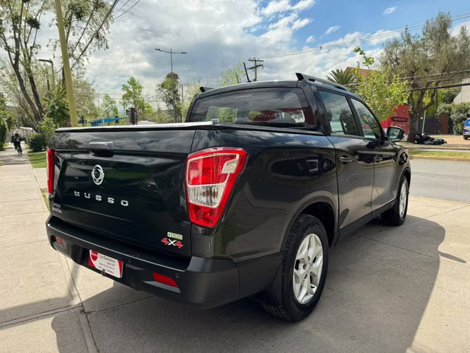 SSANGYONG MUSSO DIESEL 2.2 AUTOMATICA 4X4 SOLO 32.000 KM MANTENCIONES EN LA MARCA VER EN LAS CONDES 2023