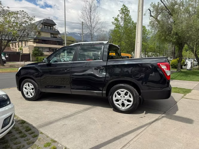 SSANGYONG MUSSO DIESEL 2.2 AUTOMATICA 4X4 SOLO 32.000 KM MANTENCIONES EN LA MARCA VER EN LAS CONDES 2023