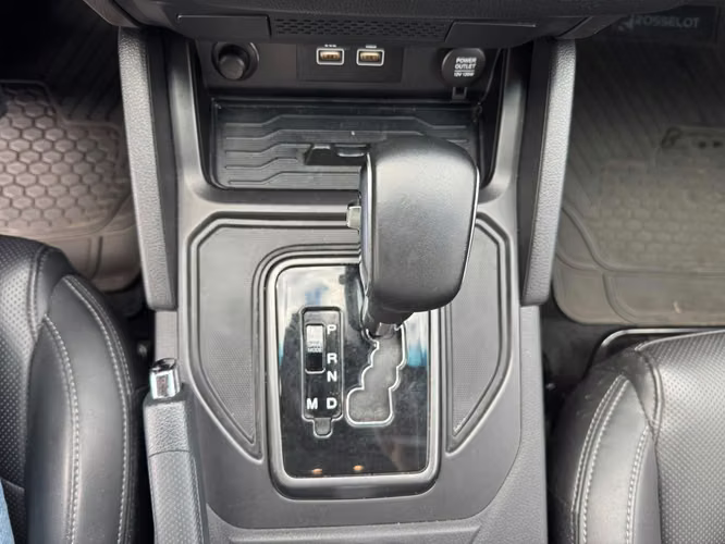 SSANGYONG MUSSO DIESEL 2.2 AUTOMATICA 4X4 SOLO 32.000 KM MANTENCIONES EN LA MARCA VER EN LAS CONDES 2023