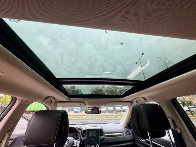 RENAULT KOLEOS PRIVILEGE 2.5 AUT FULL CUERO TECHO CARPLAY CAMARA UNICO DUENO VER EN LAS CONDES 2019