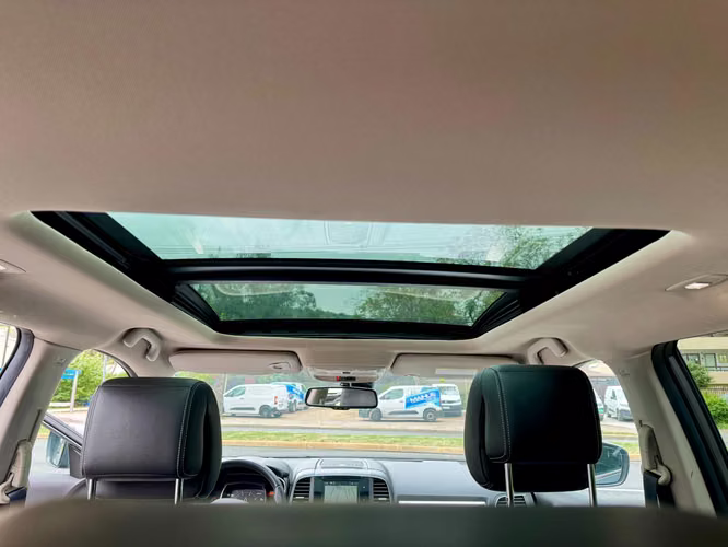 RENAULT KOLEOS PRIVILEGE 2.5 AUT FULL CUERO TECHO CARPLAY CAMARA UNICO DUENO VER EN LAS CONDES 2019