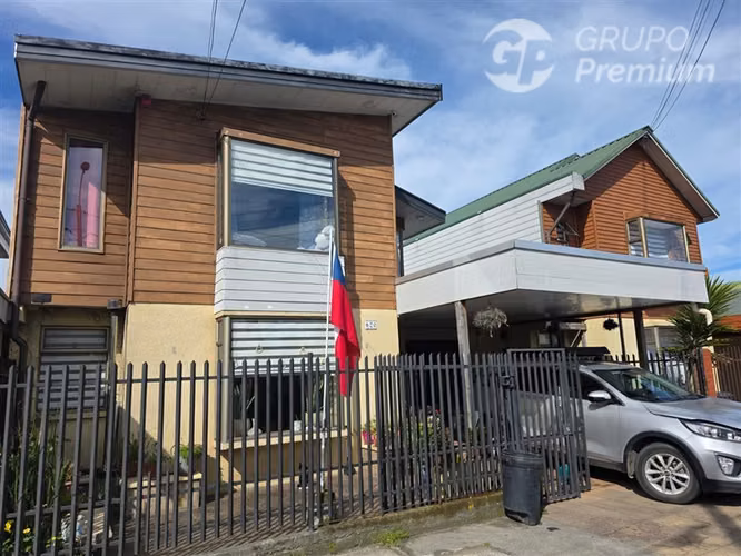 Casa en venta de 5 dormitorios en San Pedro de la Paz - Imagen 1