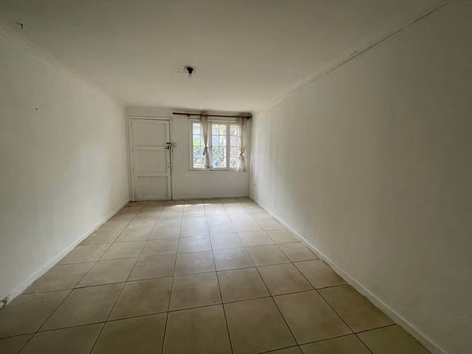 Casa con estacionamiento en Macul - Imagen 8