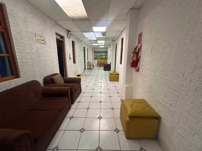 HOTEL PARA 40 PERSONAS (184868)