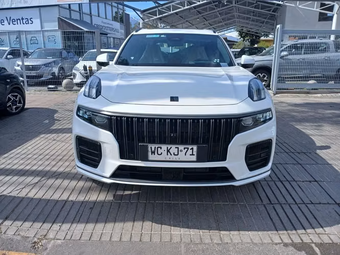 LYNK&CO 09 2027 - Imagen 2