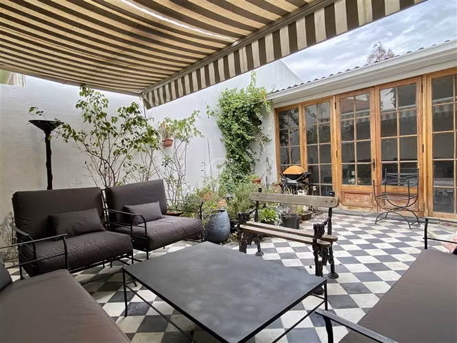 Casa en venta de 4 dorm. en Ñuñoa 100% Remodelada - Imagen 1