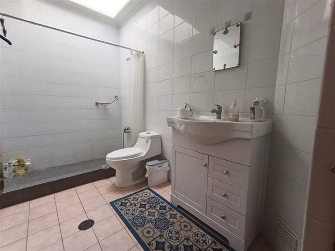Casa en Venta en Calle Sucre, Ñuñoa. 4D2B - Imagen 10