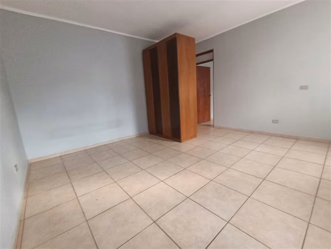 Casa en Venta en Calle Sucre, Ñuñoa. 4D2B - Imagen 7