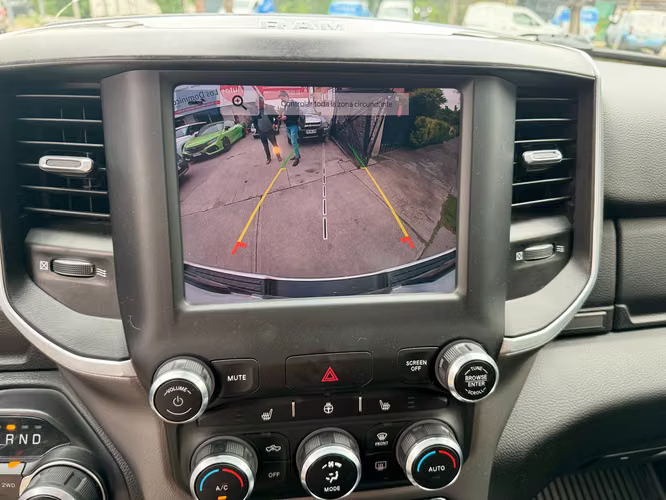 RAM 1500 BIG HORN 3.6 AUT 4X4 HIBRIDO DESCUENTA IVA VER EN LAS CONDES 2022