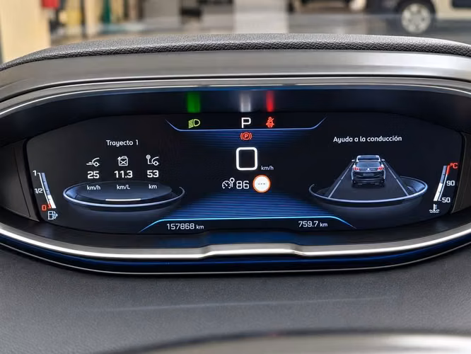 PEUGEOT 3008 GT BLUEHDI 130 EAT8 - 2019 | 4874 - Imagen 9