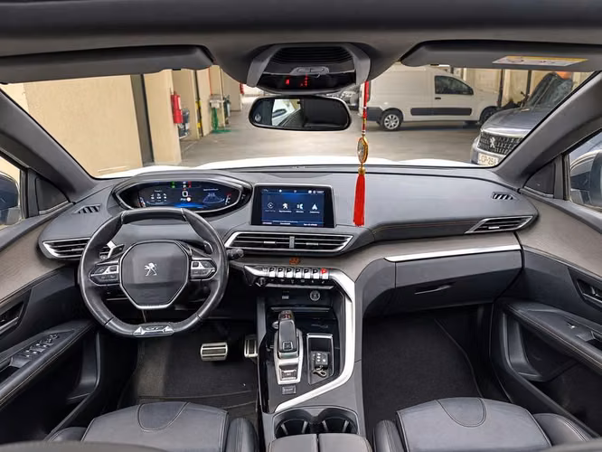 PEUGEOT 3008 GT BLUEHDI 130 EAT8 - 2019 | 4874 - Imagen 10