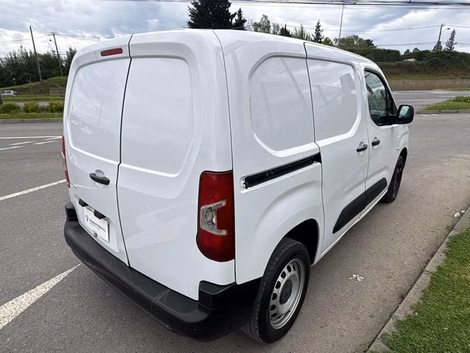 PEUGEOT PARTNER 2024 - Imagen 5