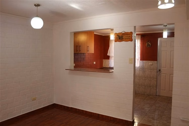 Casa en venta de 2 dorm. en Maipú