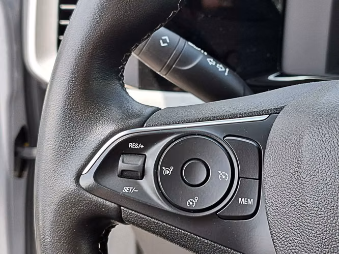 OPEL MOKKA 2023 - Imagen 13