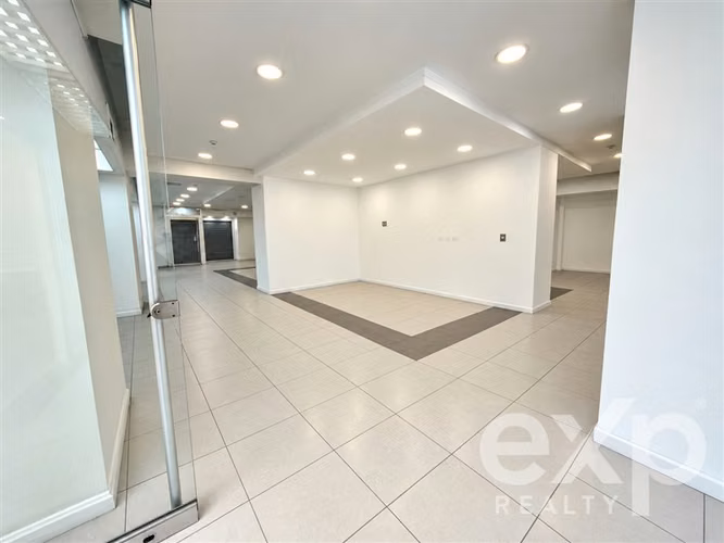 Local Comercial en arriendo a pasos metro Ñuñoa - Imagen 4