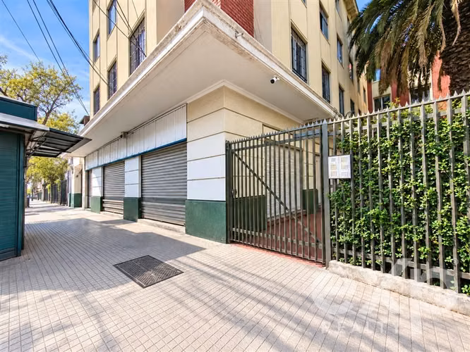 Local Comercial en arriendo a pasos metro Ñuñoa