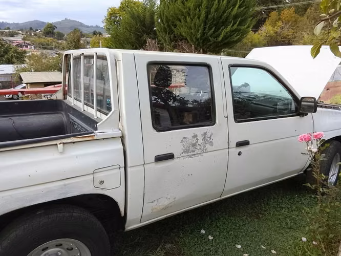 Nissan D 21 año 1997