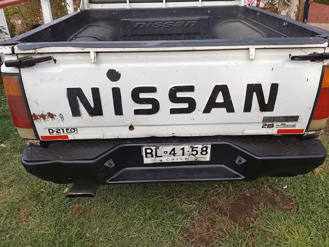 Nissan D 21 año 1997